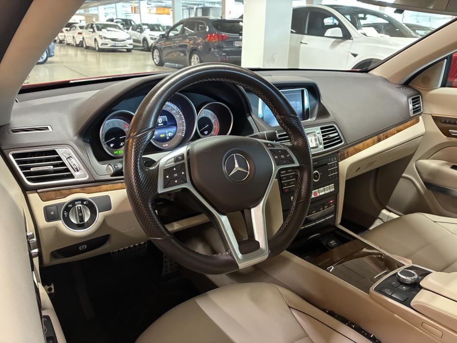MERCEDES-BENZ E 2015