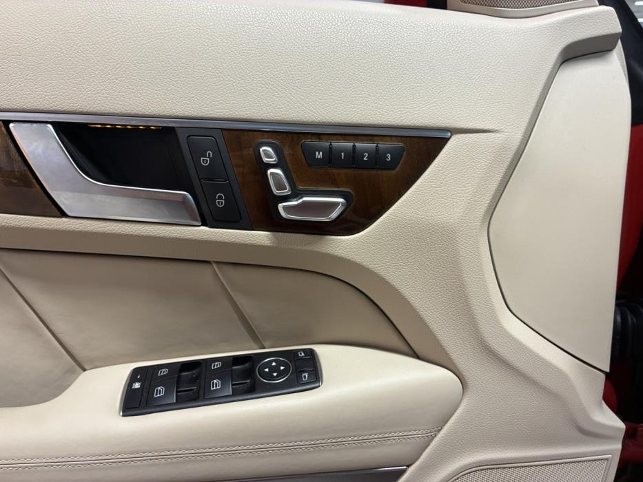 MERCEDES-BENZ E 2015