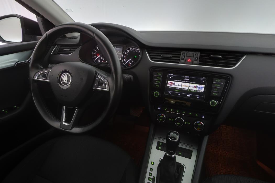 SKODA Octavia 2016