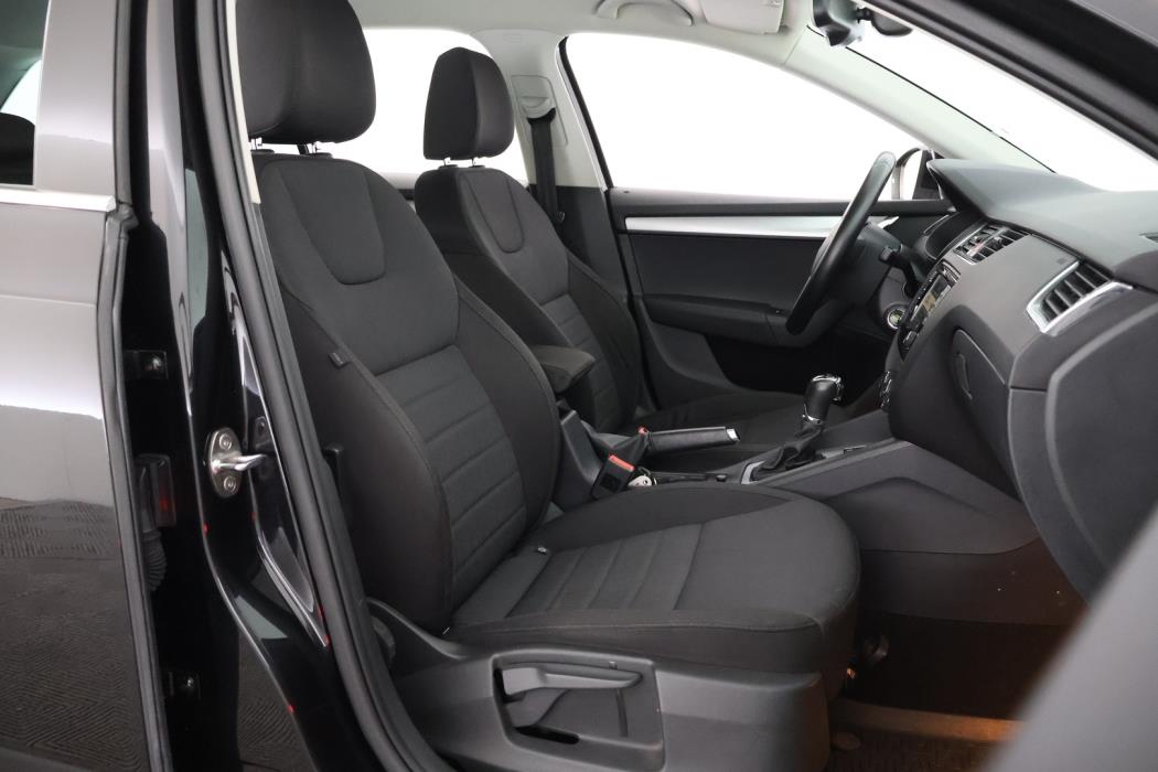 SKODA Octavia 2016