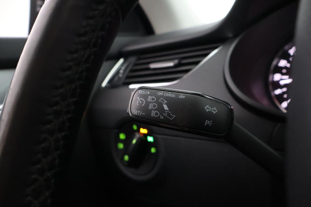 SKODA Octavia 2016