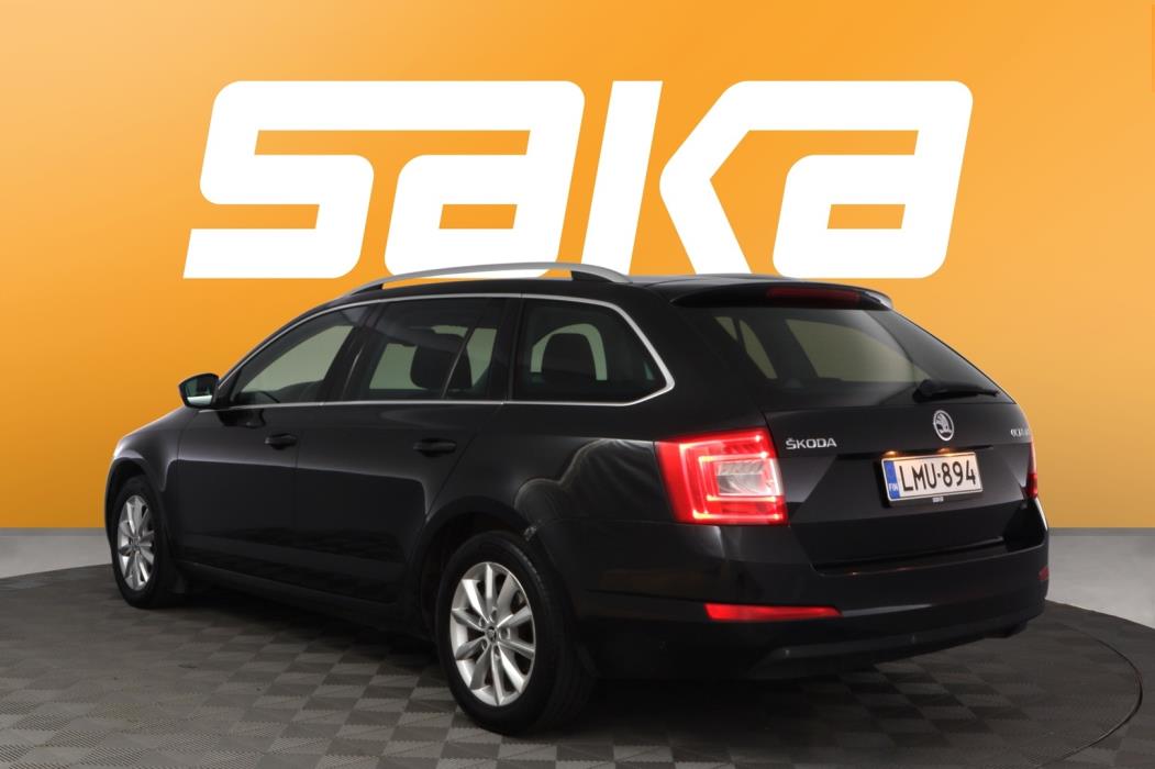 SKODA Octavia 2016