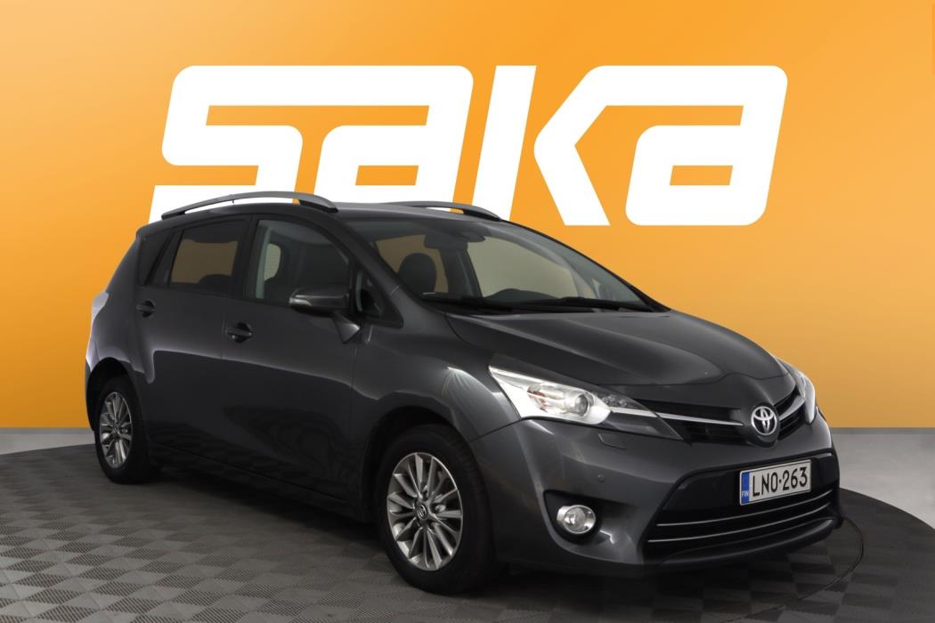 TOYOTA Verso 2016