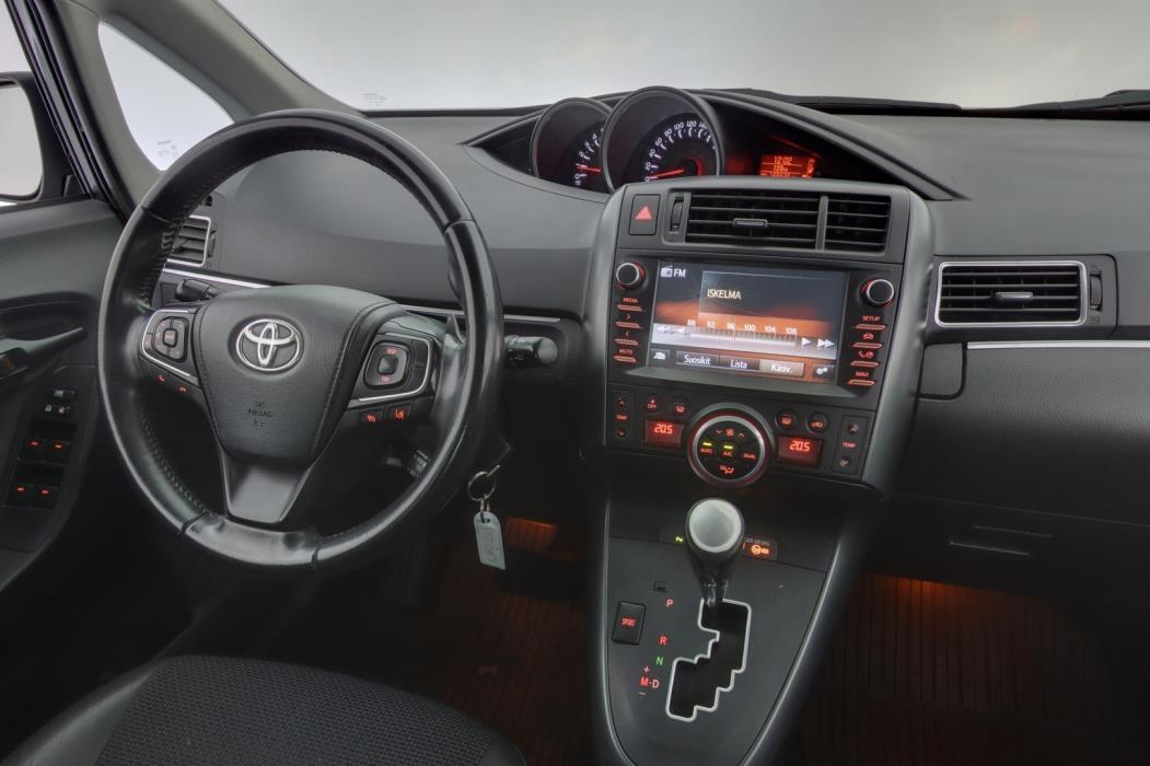 TOYOTA Verso 2016