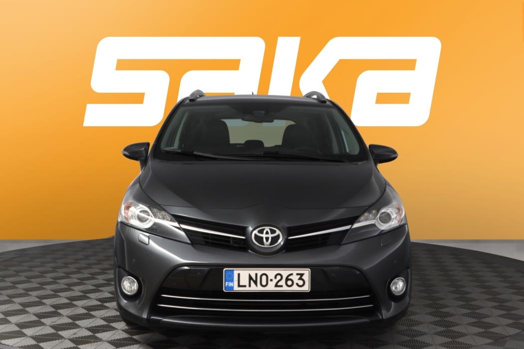 TOYOTA Verso 2016