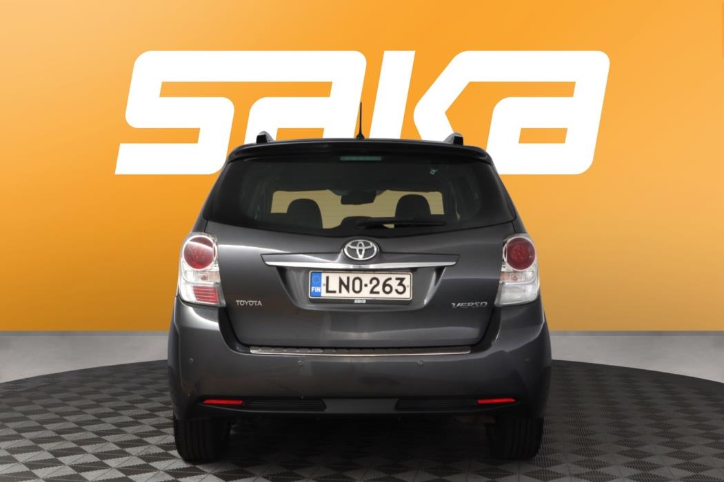 TOYOTA Verso 2016