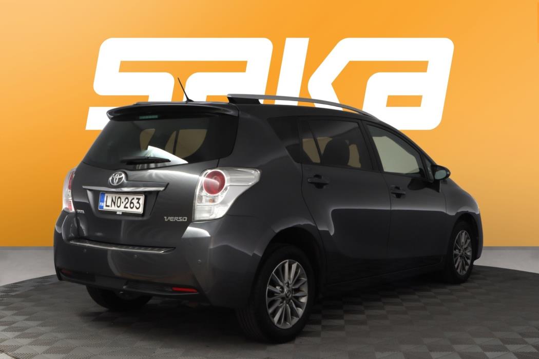 TOYOTA Verso 2016