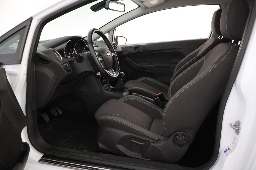 FORD Fiesta Van 2017