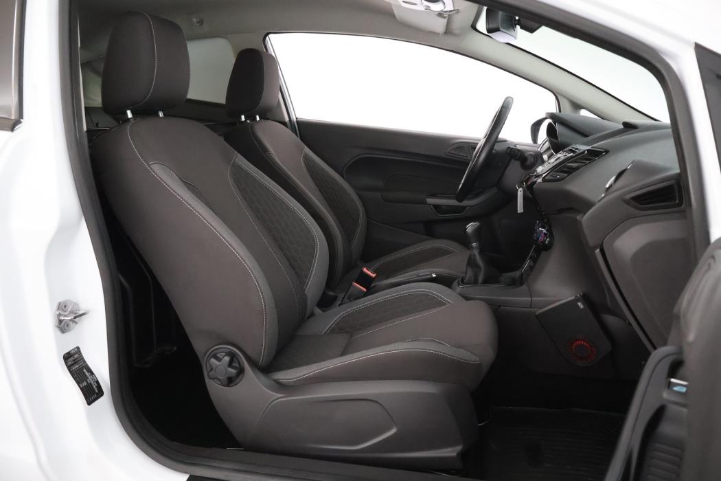 FORD Fiesta Van 2017