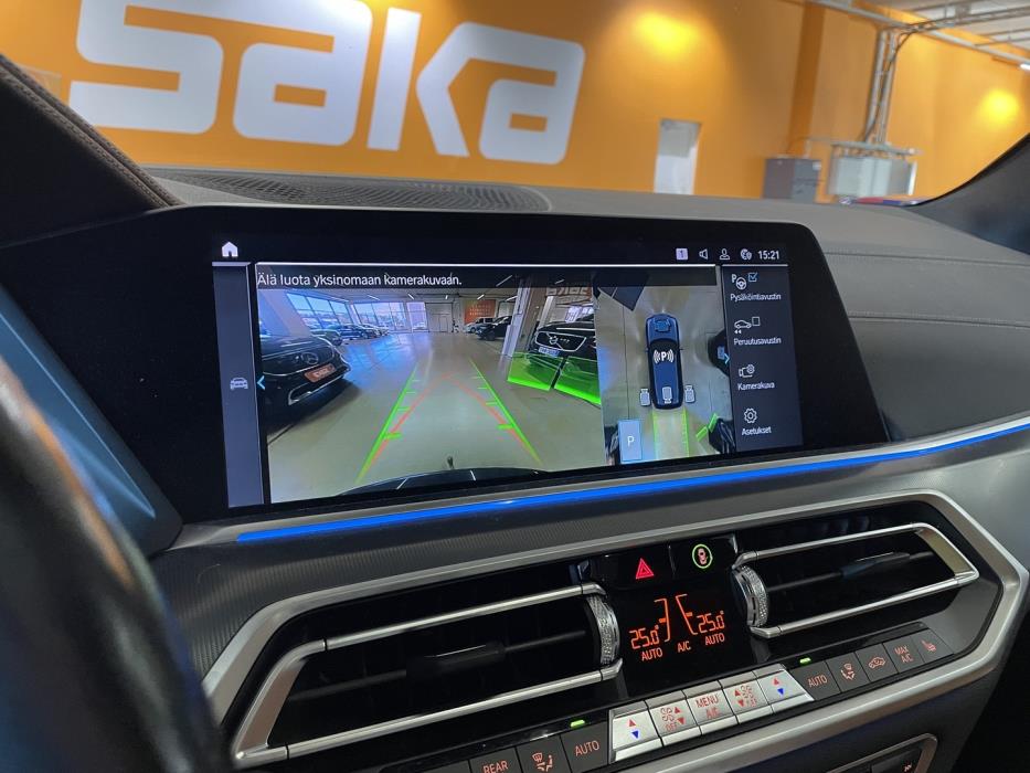 BMW X5 2021