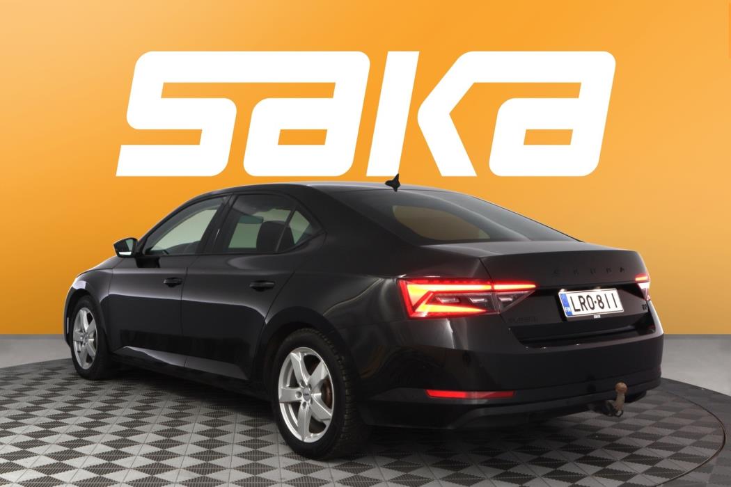 SKODA Superb 2023