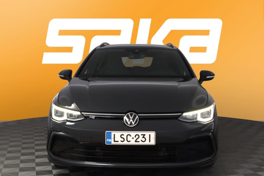 VOLKSWAGEN Golf 2023