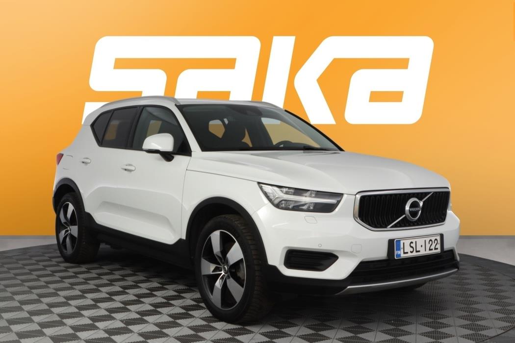VOLVO XC40 2020
