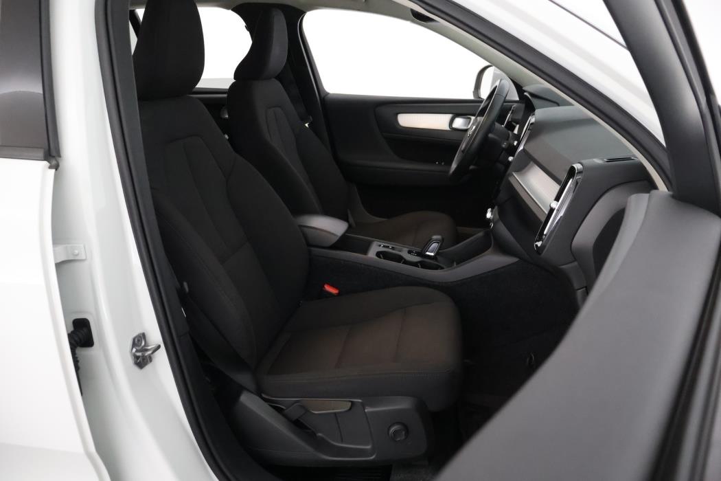 VOLVO XC40 2020