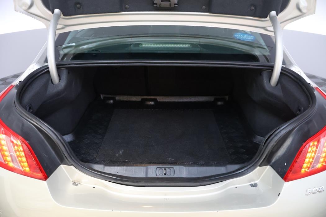 PEUGEOT 508 2011