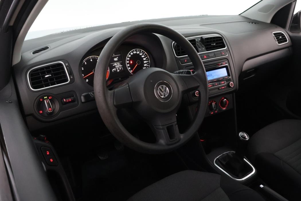 VOLKSWAGEN Polo 2010