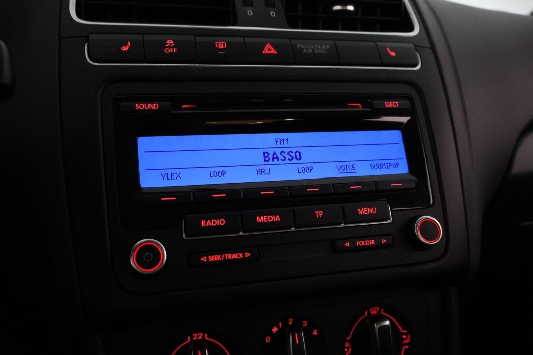 VOLKSWAGEN Polo 2010