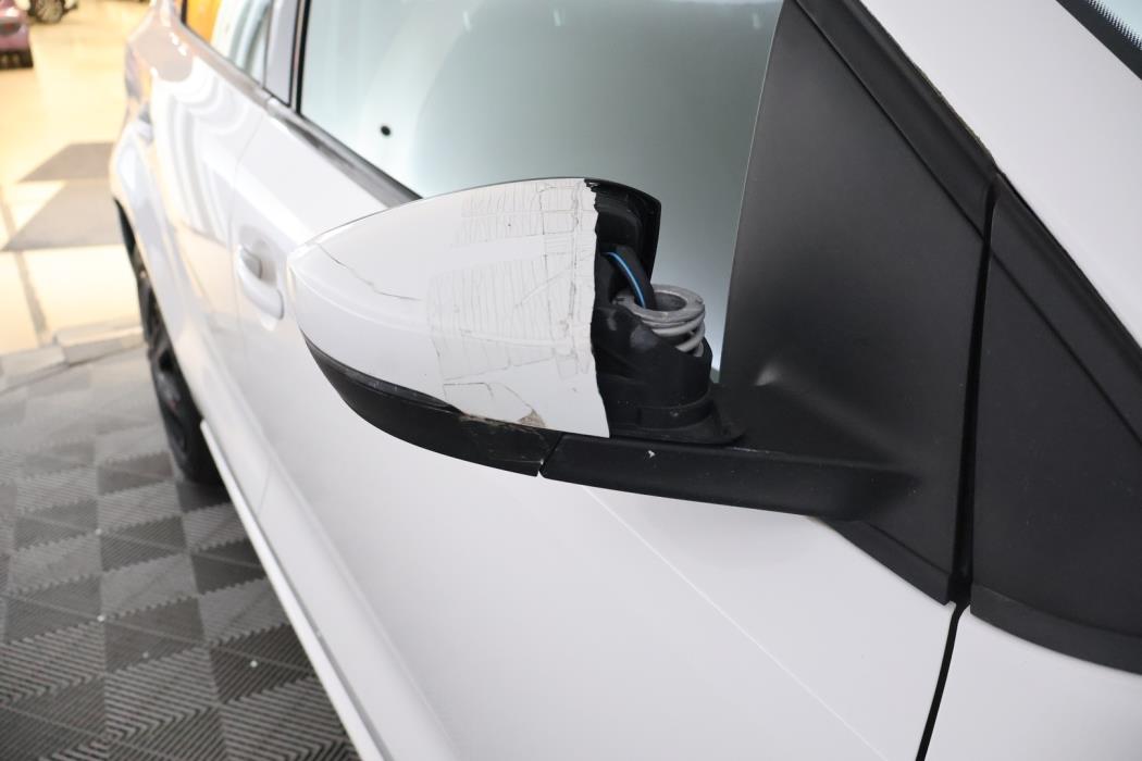 VOLKSWAGEN Polo 2010