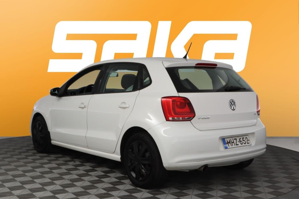 VOLKSWAGEN Polo 2010