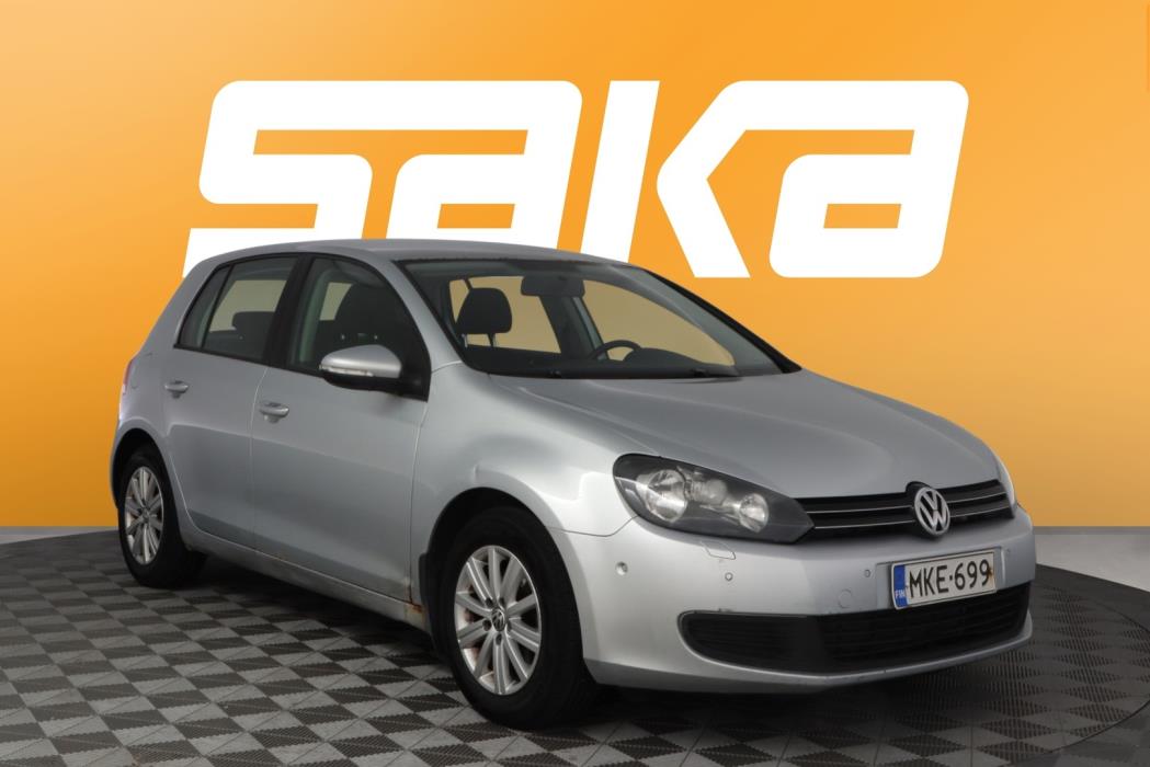 VOLKSWAGEN Golf 2011