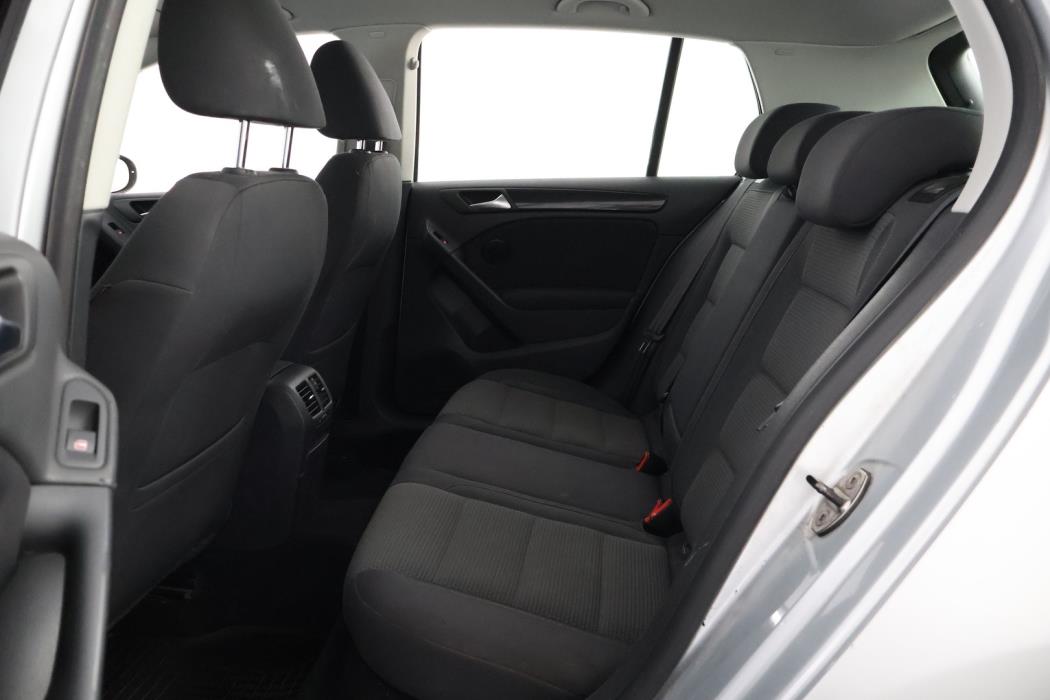 VOLKSWAGEN Golf 2011