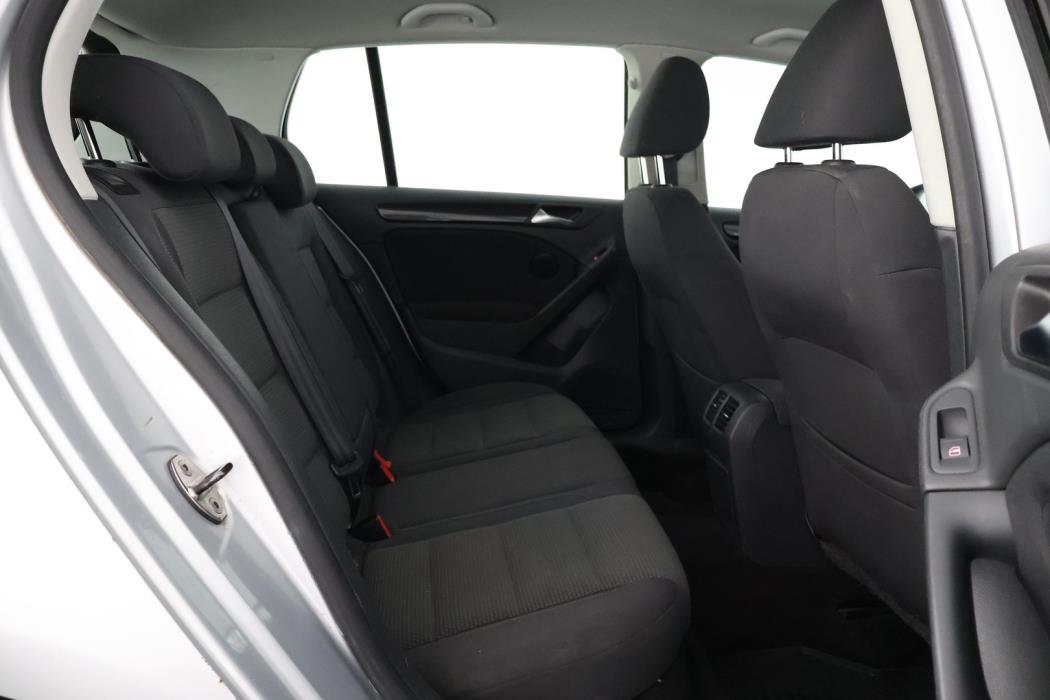 VOLKSWAGEN Golf 2011