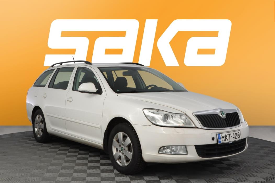 SKODA Octavia 2012