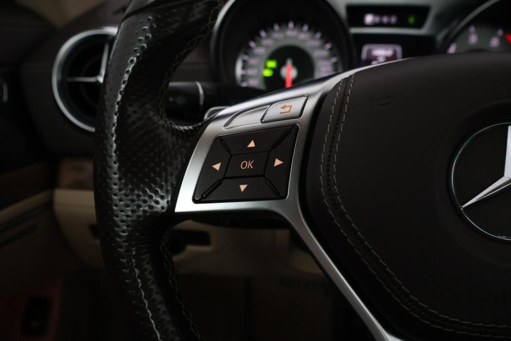 MERCEDES-BENZ SL 2014