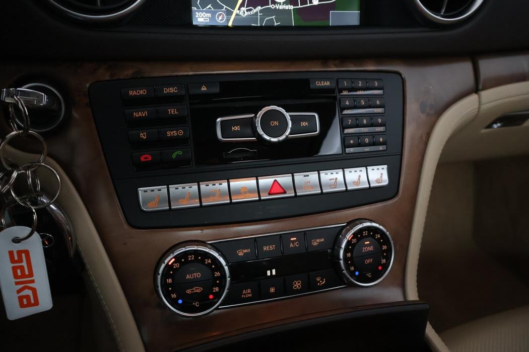 MERCEDES-BENZ SL 2014