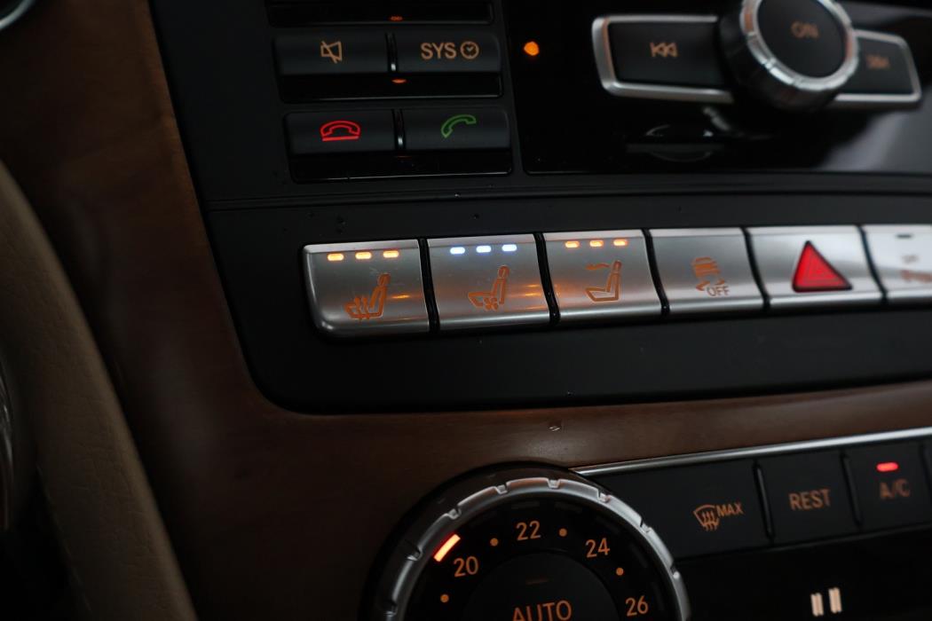 MERCEDES-BENZ SL 2014