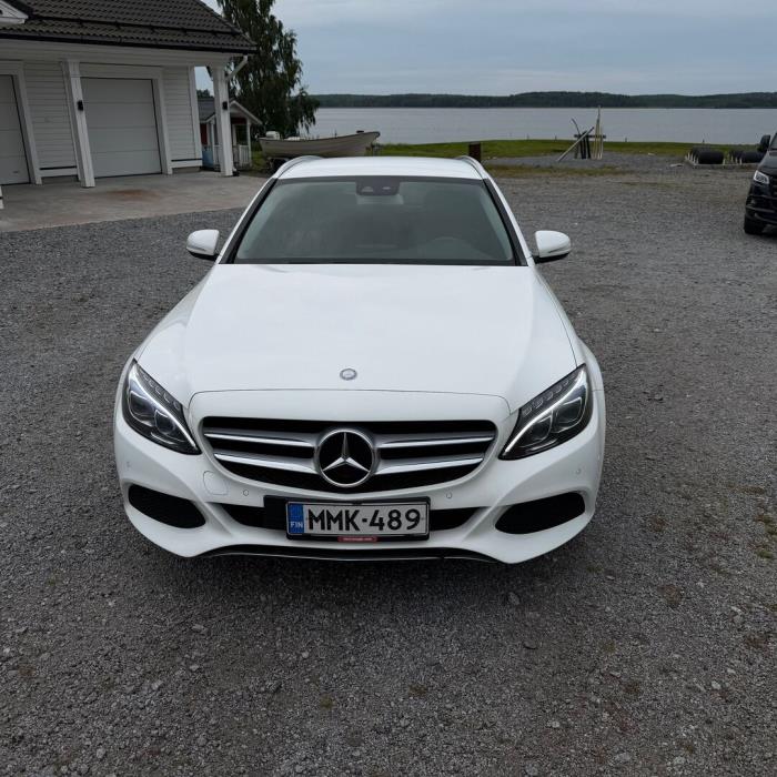 MERCEDES-BENZ C 2015