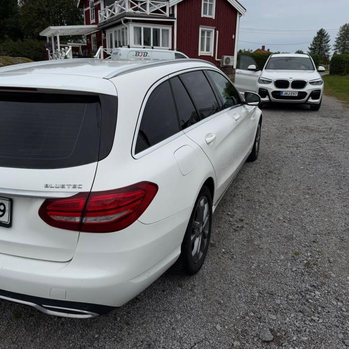 MERCEDES-BENZ C 2015