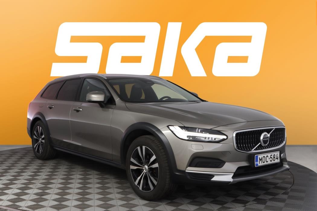 VOLVO V90 Cross Country 2022