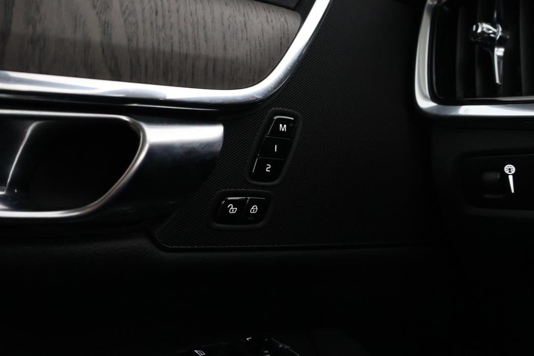 VOLVO V90 Cross Country 2022