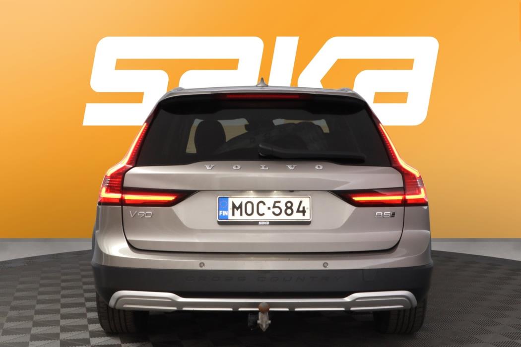 VOLVO V90 Cross Country 2022