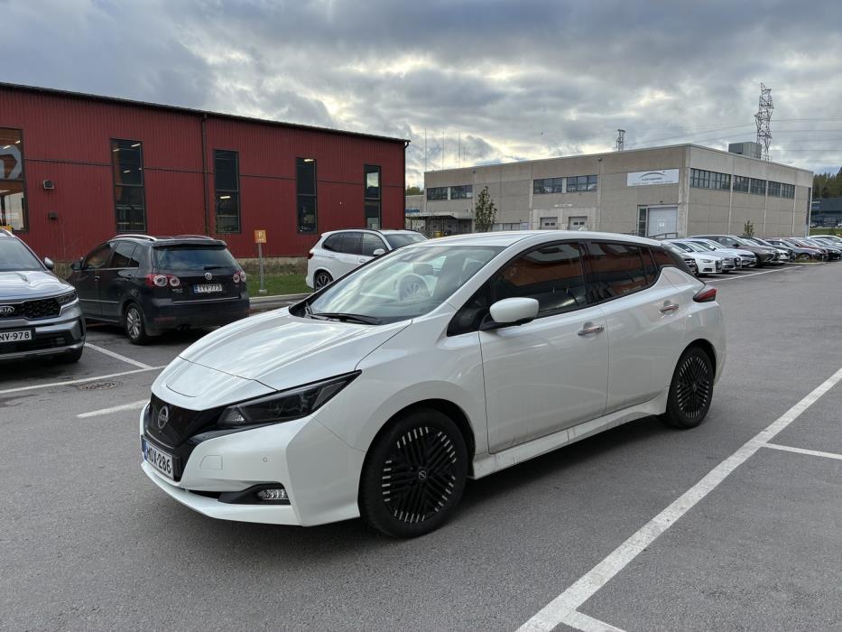 NISSAN Leaf 2023