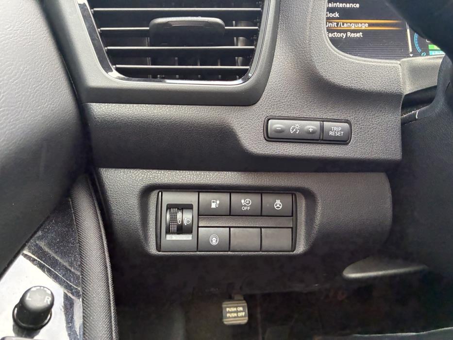 NISSAN Leaf 2023
