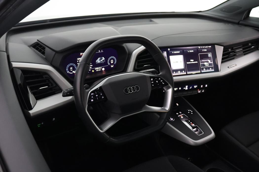 AUDI Q4 e-tron 2023