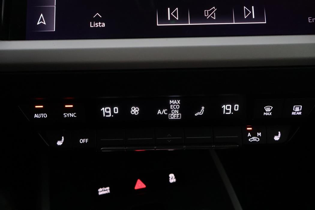 AUDI Q4 e-tron 2023