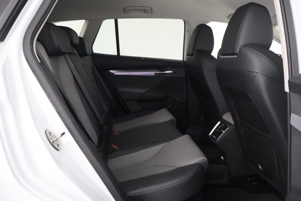 SKODA Enyaq 2023