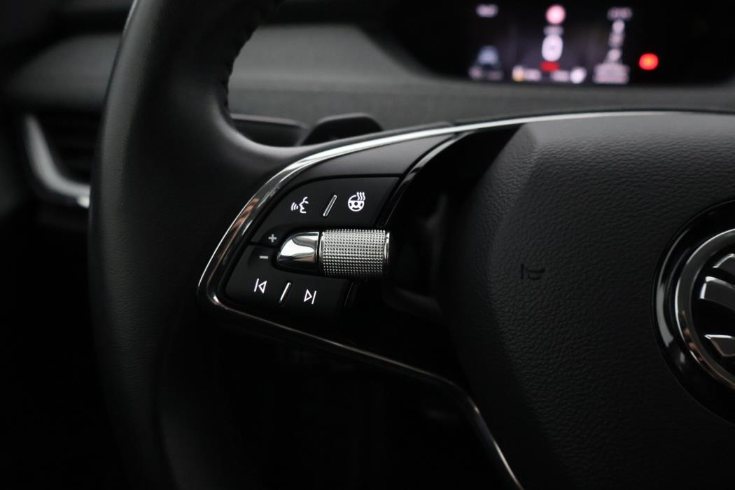 SKODA Enyaq 2023