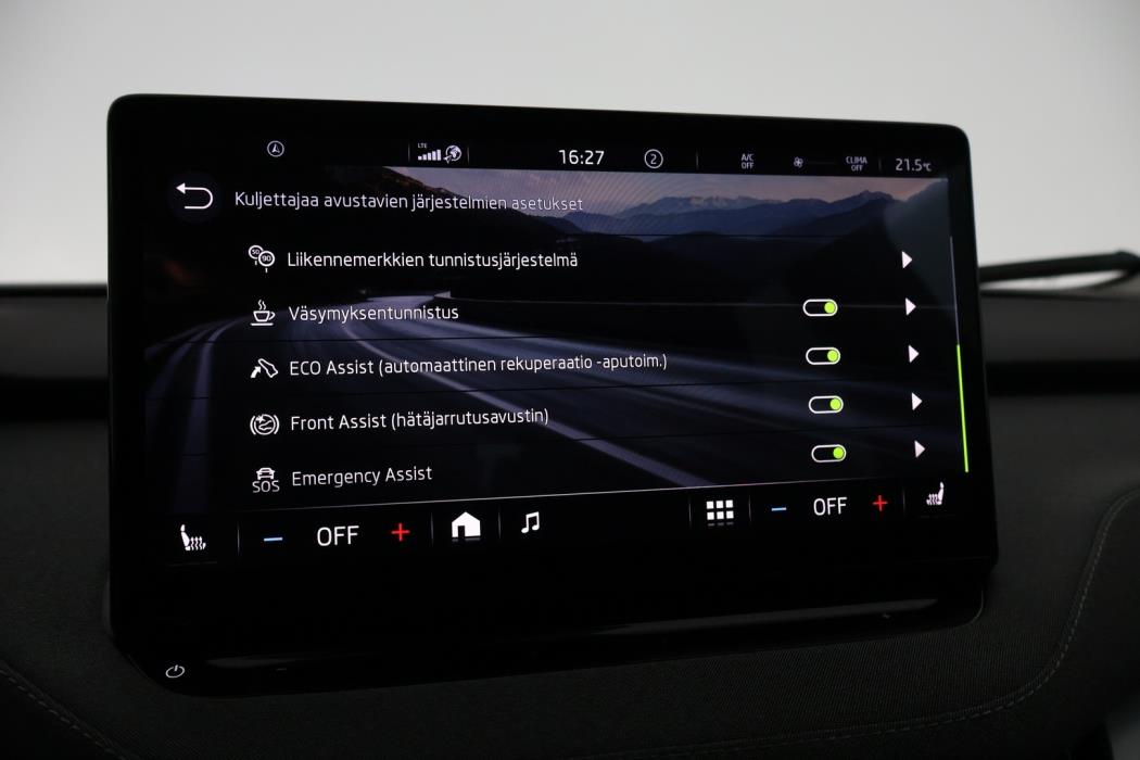 SKODA Enyaq 2023