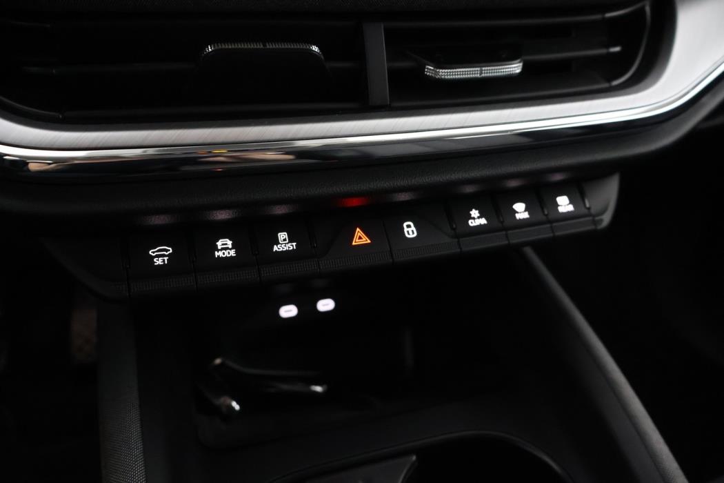 SKODA Enyaq 2023
