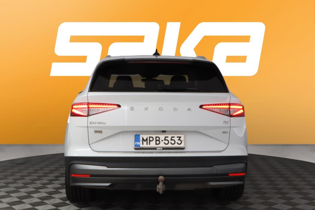 SKODA Enyaq 2023