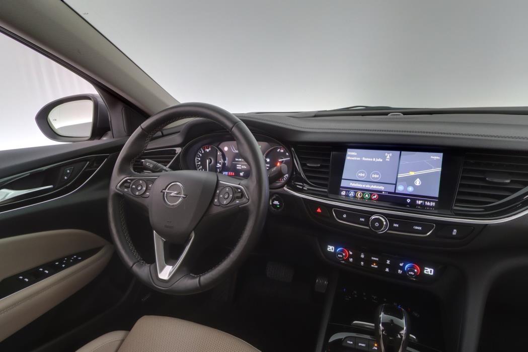OPEL Insignia 2020
