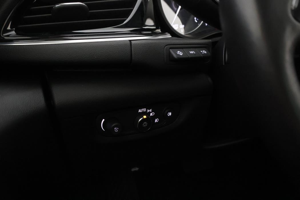 OPEL Insignia 2020