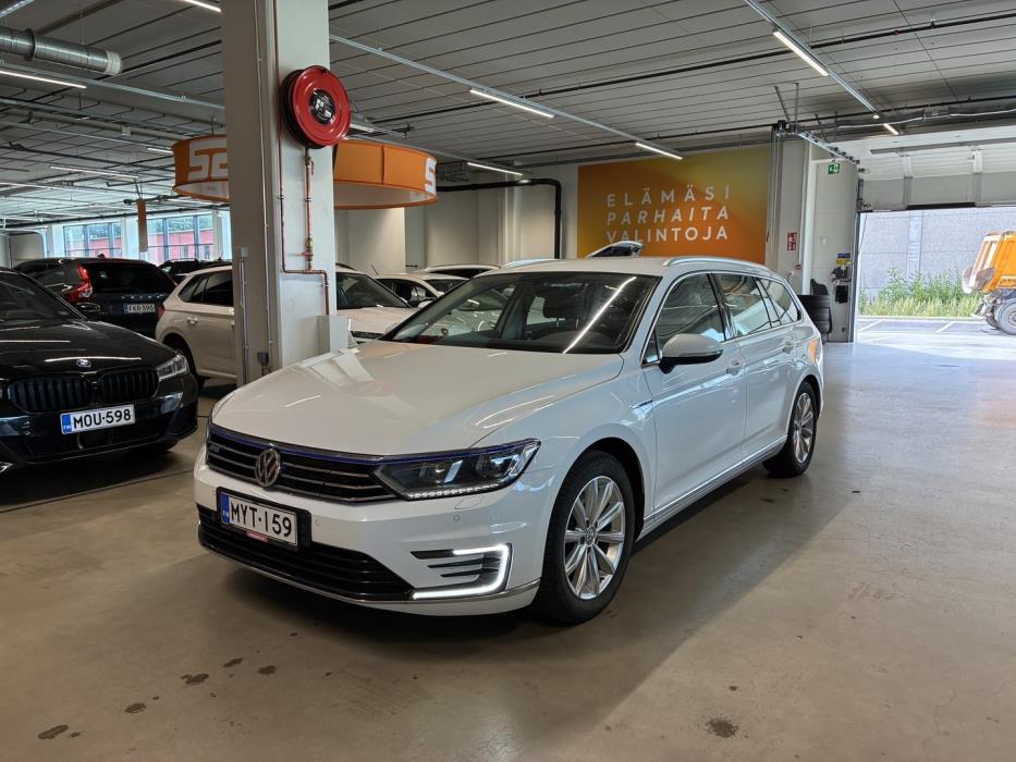 VOLKSWAGEN Passat 2017
