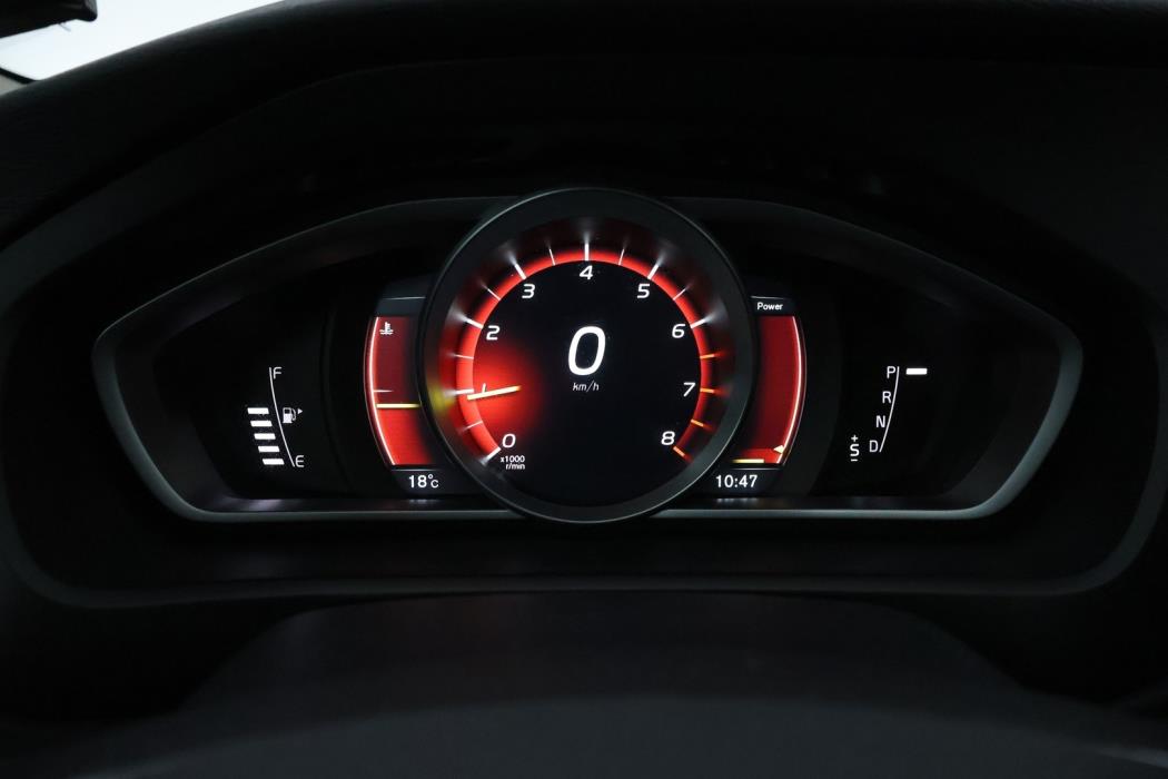 VOLVO V40 Cross Country 2017