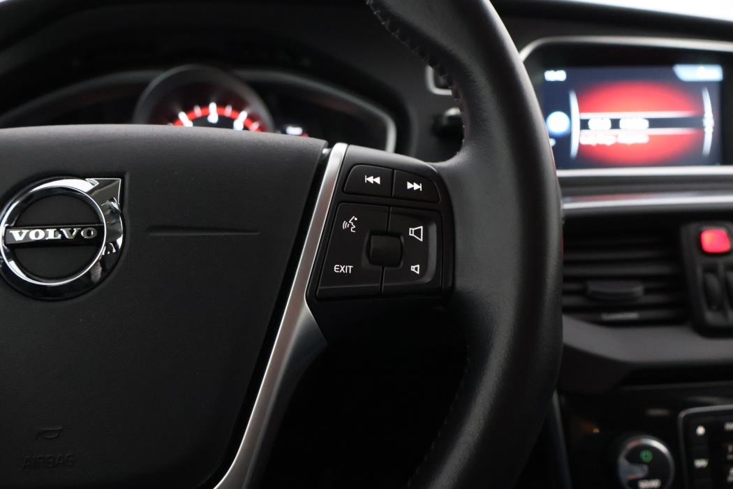 VOLVO V40 Cross Country 2017