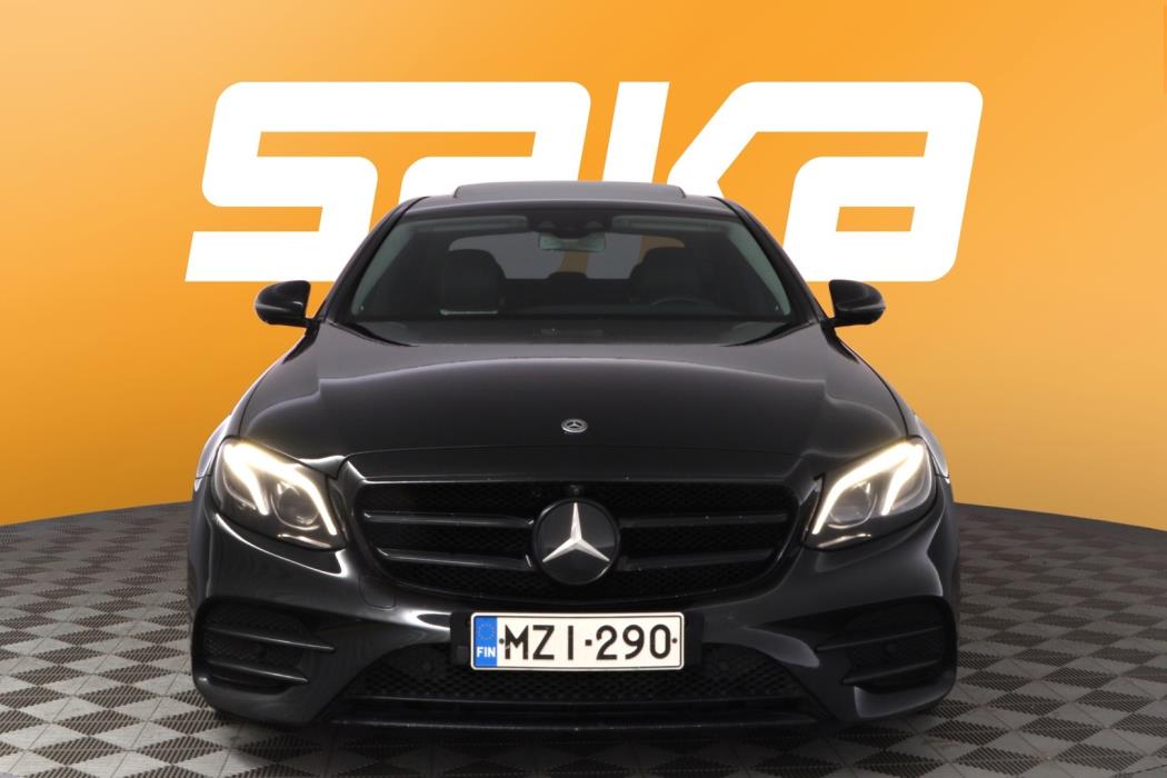 MERCEDES-BENZ E 2017